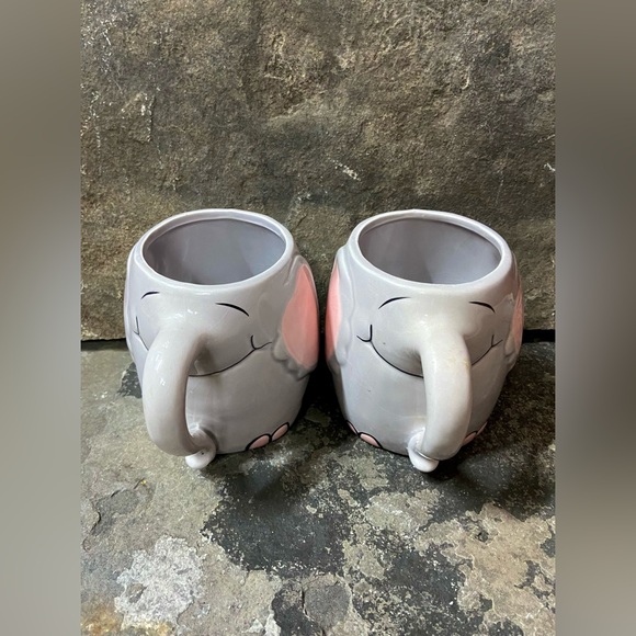 Pair of Ceramic Elephant Mugs/Planter - Picture 2 of 6
